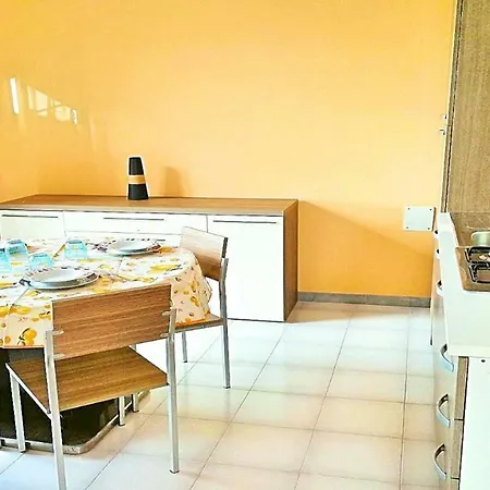 ヴィラ Giada パルティニーコ